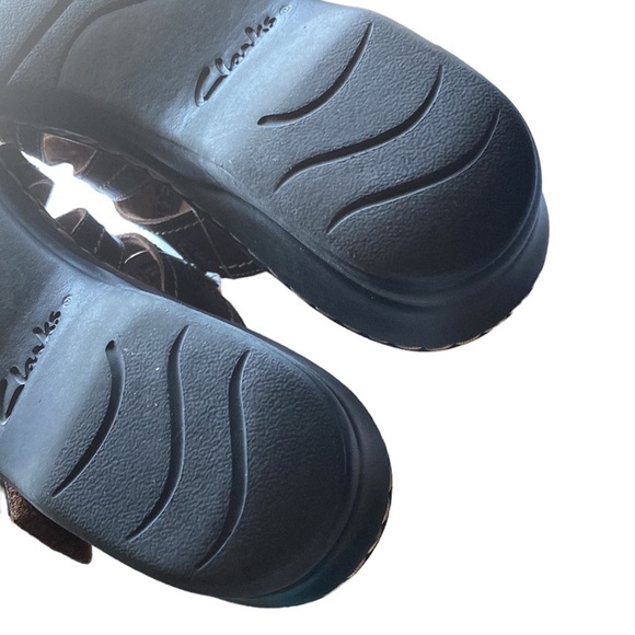 CLARKS COMFORT LEATHER COLLECTION SLIP-ONS BROWN 2” Heel Leather Flower … - Picture 9 of 13